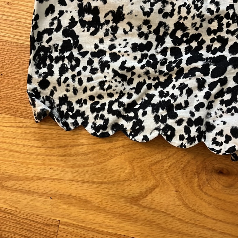 J Crew Black and White Leopard Scalloped Shorts - Picture 3 of 4
